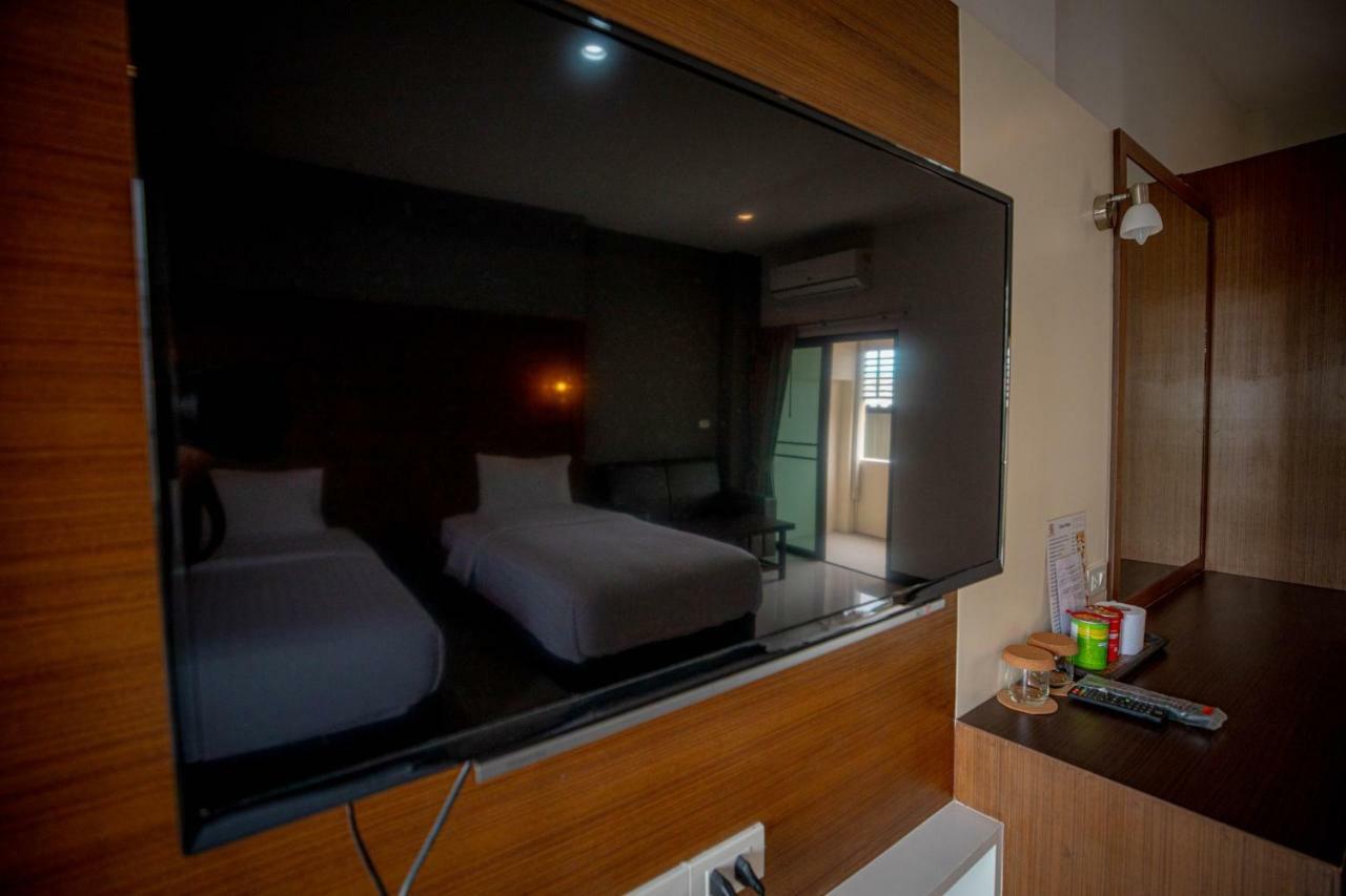 Smart Hotel Ban Lam Luk Ka Екстер'єр фото