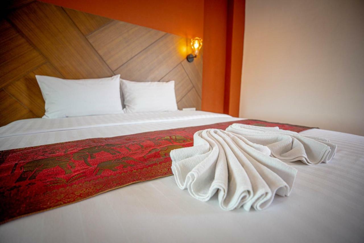Smart Hotel Ban Lam Luk Ka Екстер'єр фото